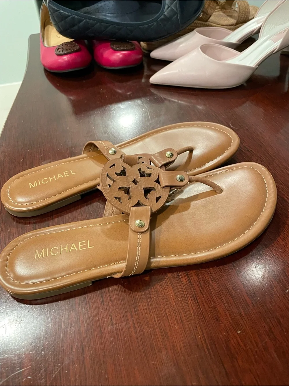 MICHAEL tan leather sandal
